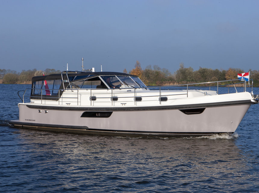 Thomasz 39 Cabrio - Allure Star huren