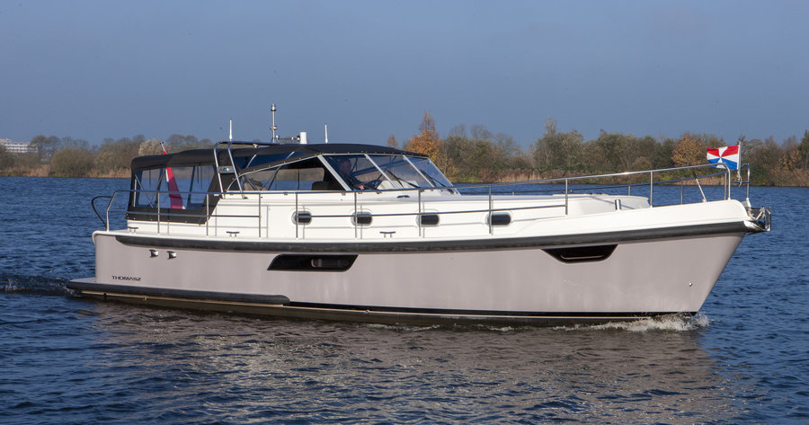 Thomasz 39 Cabrio - Allure Star van FNMA Charters in Sneek