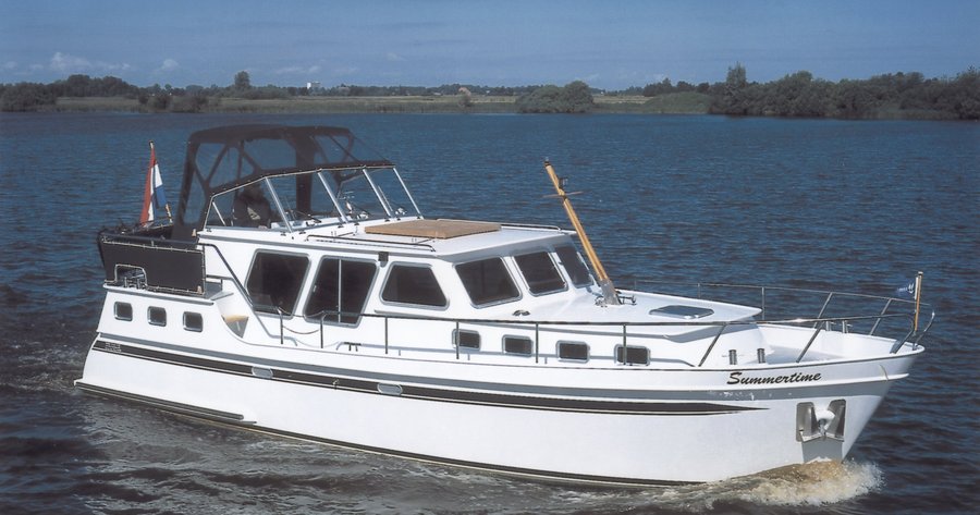 Babro 1120 - Avila Star van FNMA Charters in Sneek